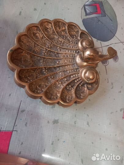 Продается винтажная мыльница из латуни. Тяжелая