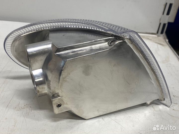 Указатель поворота Ваз-2114 белый левый Тольятти