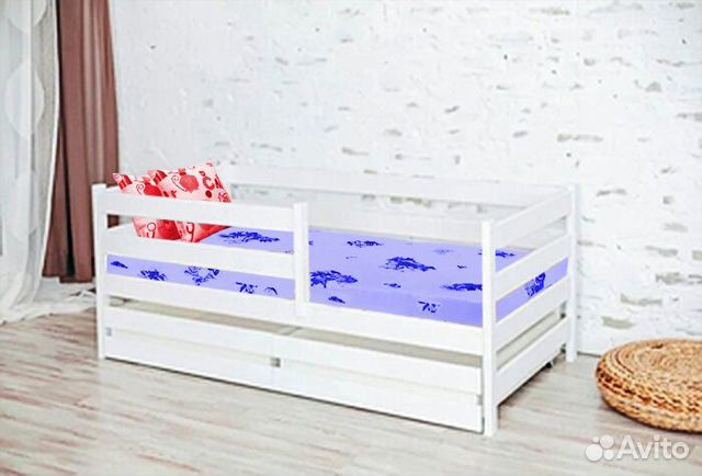 Кроватка с бортиком из натурального дерева софа эк