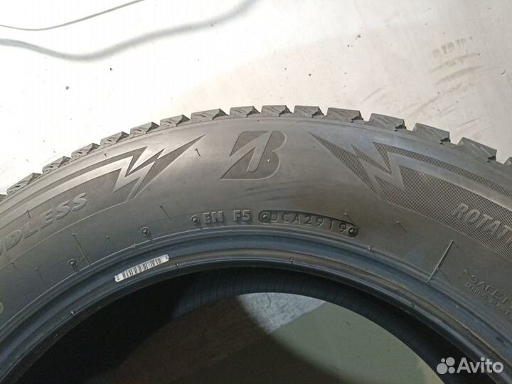 Bridgestone Blizzak DM-V3 225/65 R17