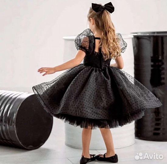 Платье с буфами