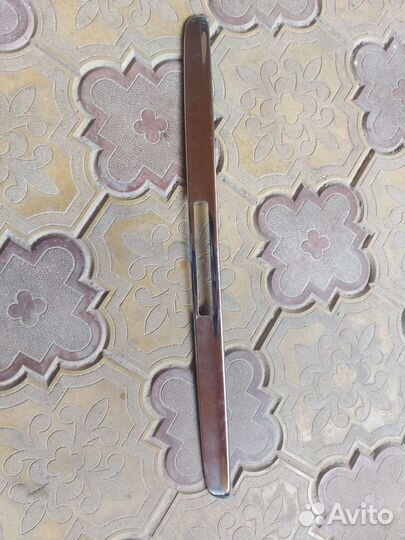 Накладка крышки багажника на Mercedes W210