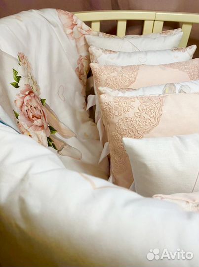 Бортики в кроватку новые