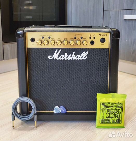 Marshall MG15FX Gold (Комбоусилитель с Эффектами)