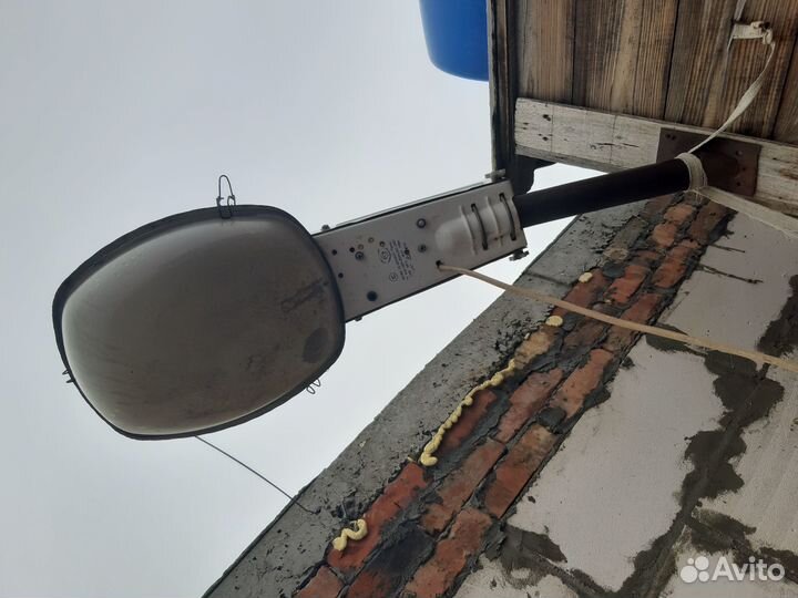 Фонарь уличный на столб