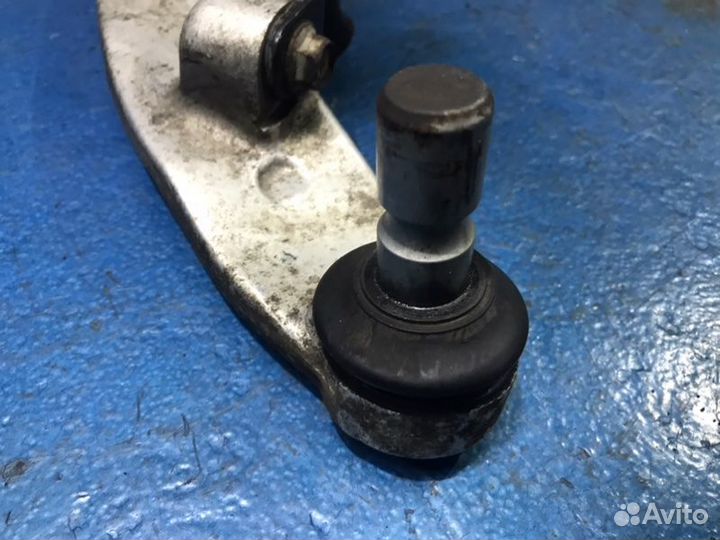Рычаг нижний передний левый Nissan Teana J32