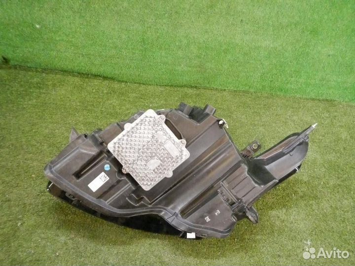 Фара правая Land Rover Range Rover