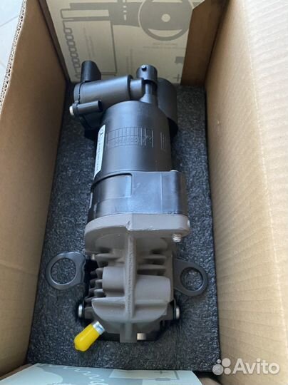 Компрессор пневмоподвески AMK Mercedes GL X164