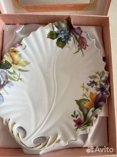 Фарфор блюдце в подарочной коробке новое