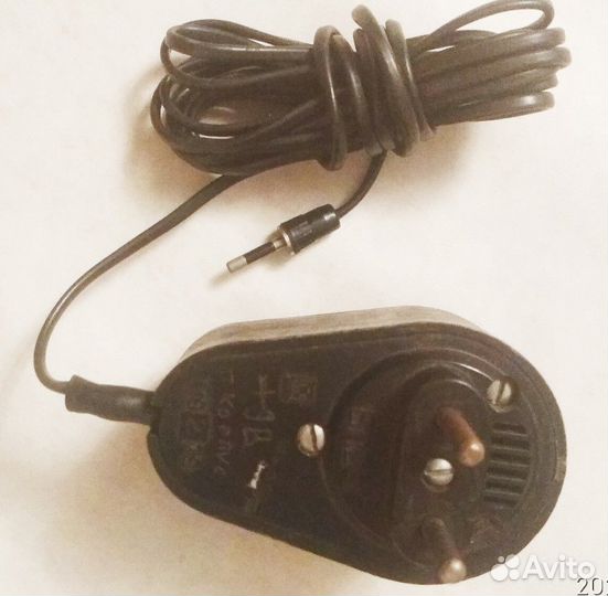 Адаптеры-зарядки от сети 220 вольт