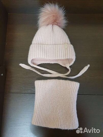Шапка зимняя со снудом для девочки