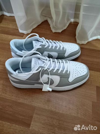 Кроссовки nike новые