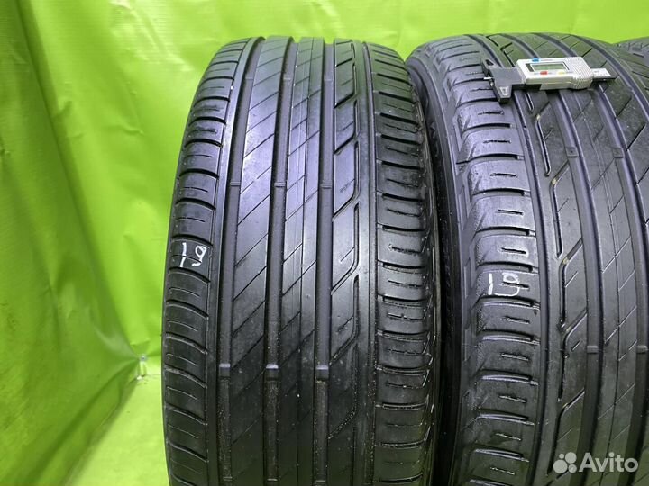 Bridgestone Turanza T001 215/50 R18 92W