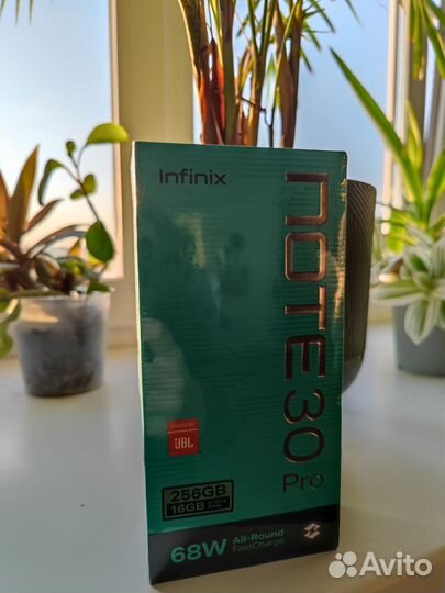 Infinix NOTE 30 Pro, 8/256 ГБ