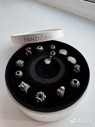 Pandora шарм (цена за все)