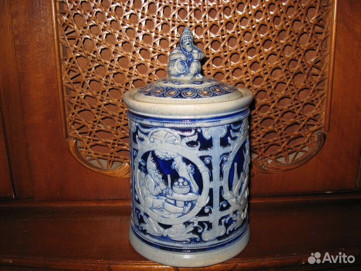 Антиквариат ваза со скульптурой