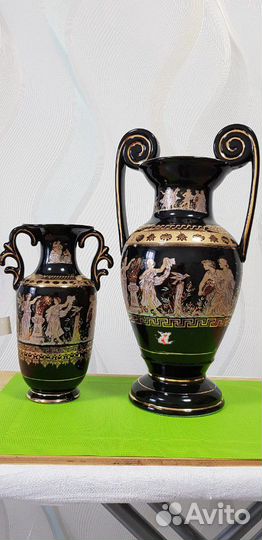 Вазы большая и малая