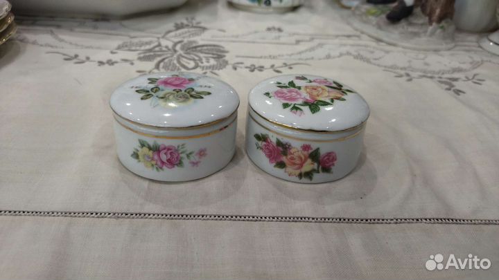 Фарфоровая шкатулка с розами. Германия