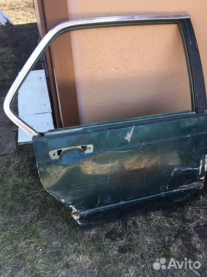 Двери задние bmw e23