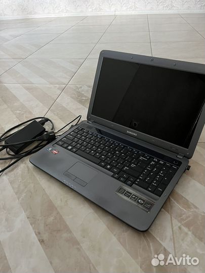 Samsung ноутбук