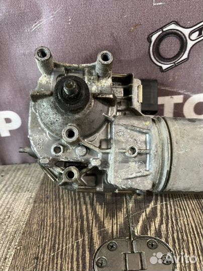 Моторчик стеклоочистителя Kia quoris 3.8