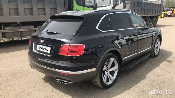 Bentley Bentayga 4.0 AT, 2018, 65 003 км
