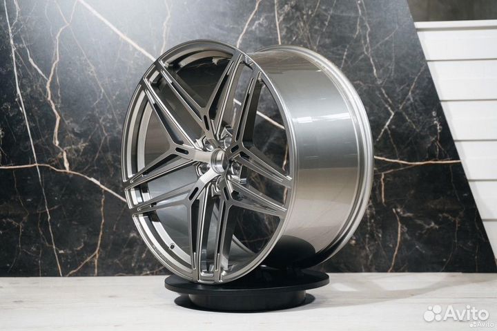 Кованные диски R22 Rolls-Royce Cullinan