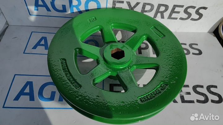 Приводной шкив HXE38943 новый оригинал John Deere