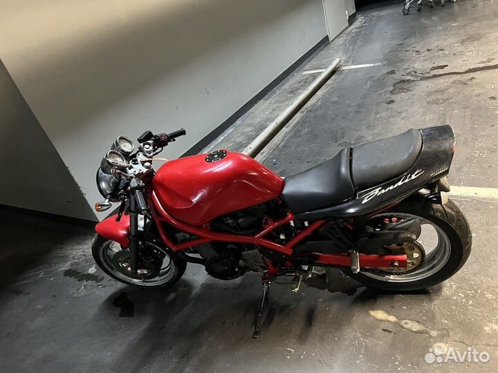 Мотоцикл Suzuki Bandit GSF400
