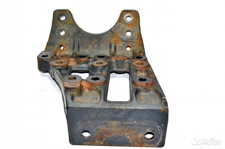 Кронштейн рессоры, переднего моста, задний правый