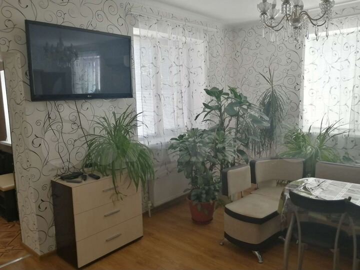Комната 100 м², 1/2 эт.