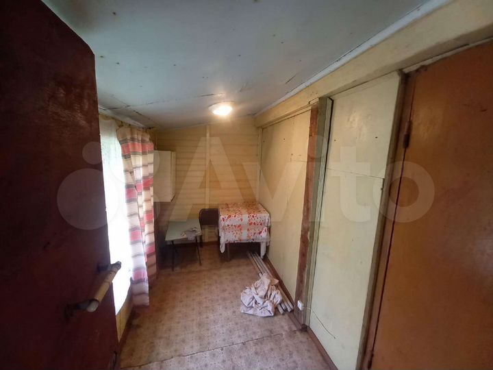 Дача 20 м² на участке 5 сот.