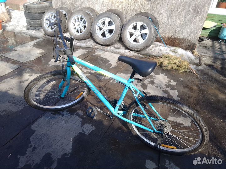 Велосипед Actico б/у на 26 колесах, всё работает