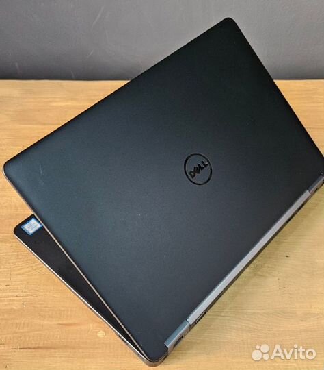 Ноутбук Dell Core i5-6300U/ 8Gb DDR4 / экран: 14.0