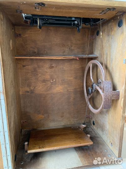 Швейная машинка «Чайка»