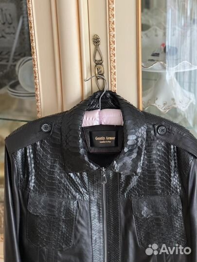 Мужская куртка из питона