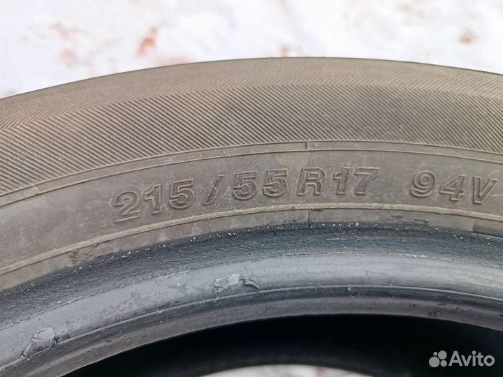 Yokohama BluEarth E70 215/55 R17