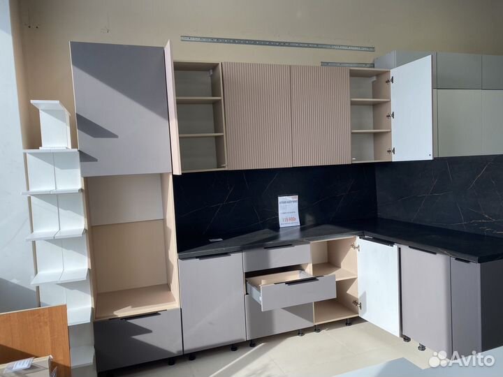 Кухонный гарнитур