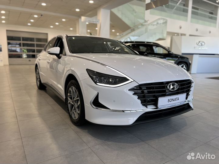 Hyundai Sonata 2.0 AT, 2022