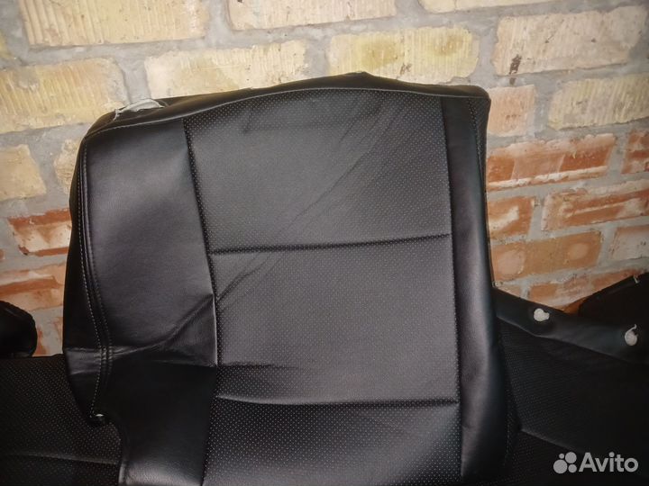 Автомобильные чехлы из экокожи