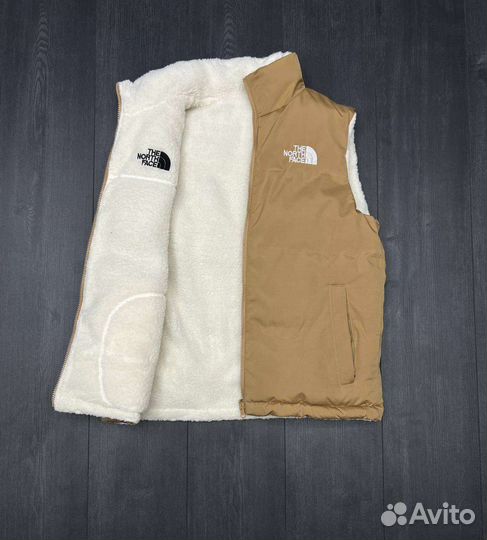 Жилетка мужская двусторонняя tnf