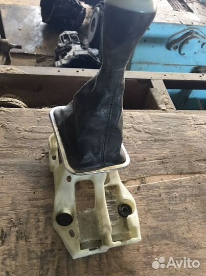 Кулиса на Джили Эмгрант ес7