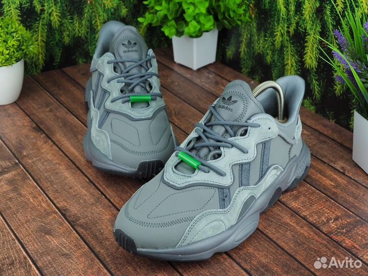 Кроссовки Adidas Ozweego Adiprene стильные вид