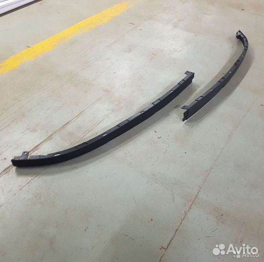 Губа бампера Opel Astra H дорестайл