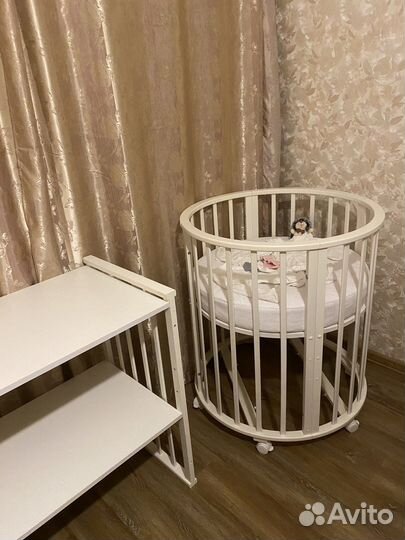 Кроватка трансформер с маятником