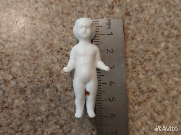 Антикварная куколка