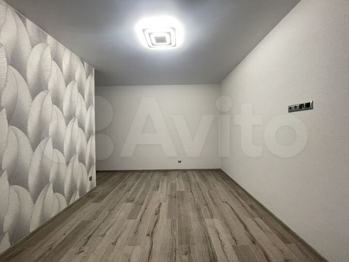2-к. квартира, 52 м², 10/16 эт.