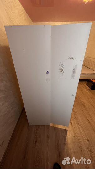 Шкаф двухстворчатый