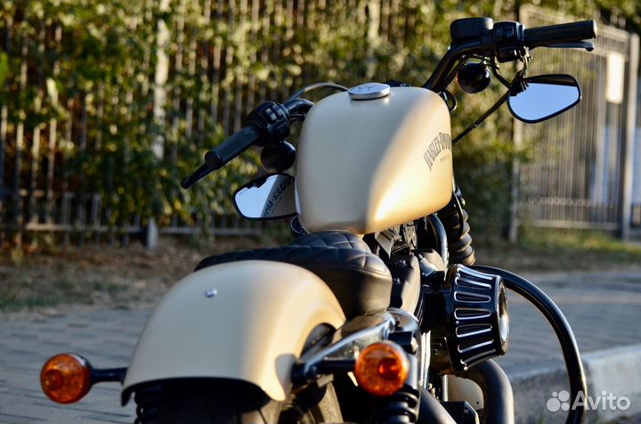 Harley Davidson Sportster 883