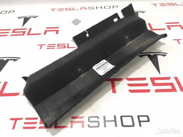 Накладка лонжерона Tesla Model S 2015 1018384-00-F